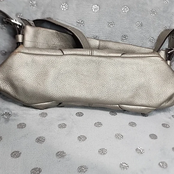 Coach 2012 Carly Hobo bag in Pewter Crossbody 2-way - Picture 3 of 5